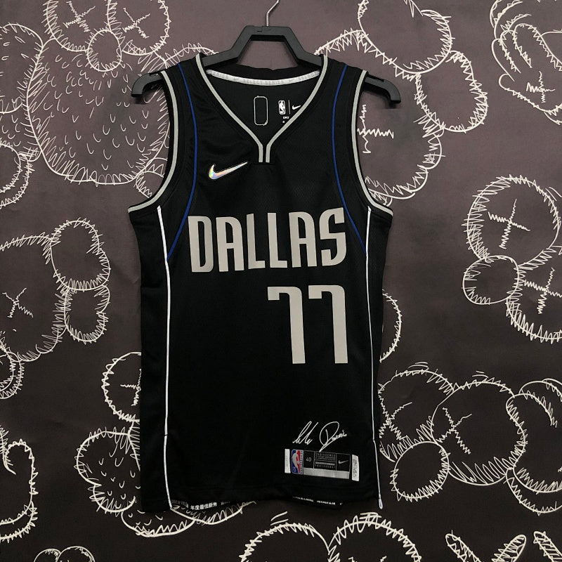 Dallas Mavericks Signature - Noir - Luka Doncic - 77