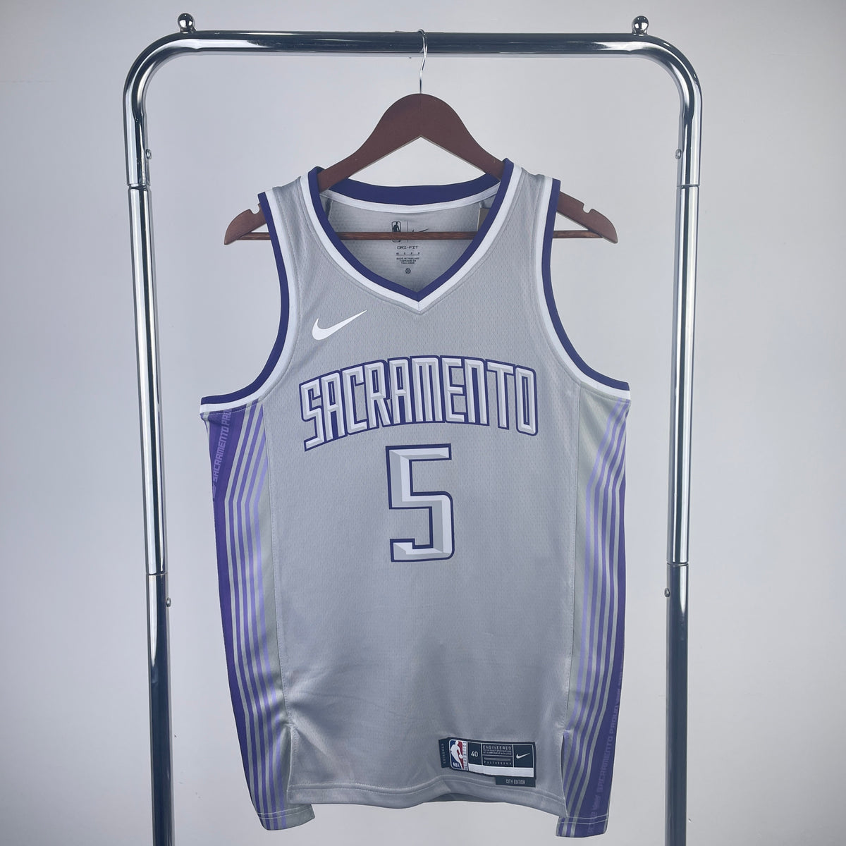 Sacramento Kings City Edition 2022-23 Sacramento Proud - Gris - De'Aaron Fox - 5