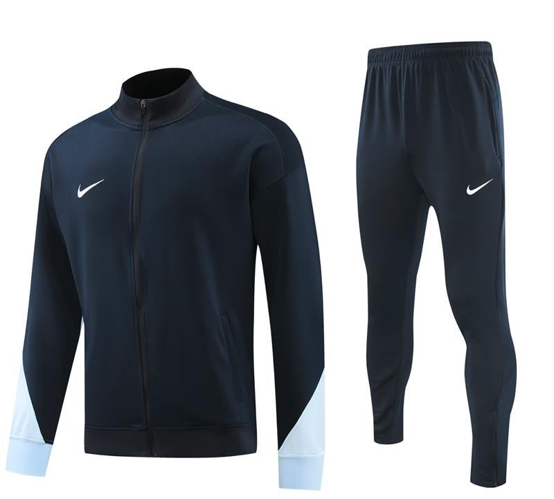 Training Nike Adulte