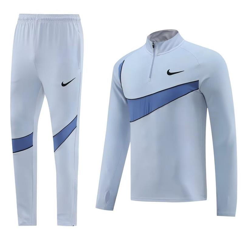 Training Nike Adulte