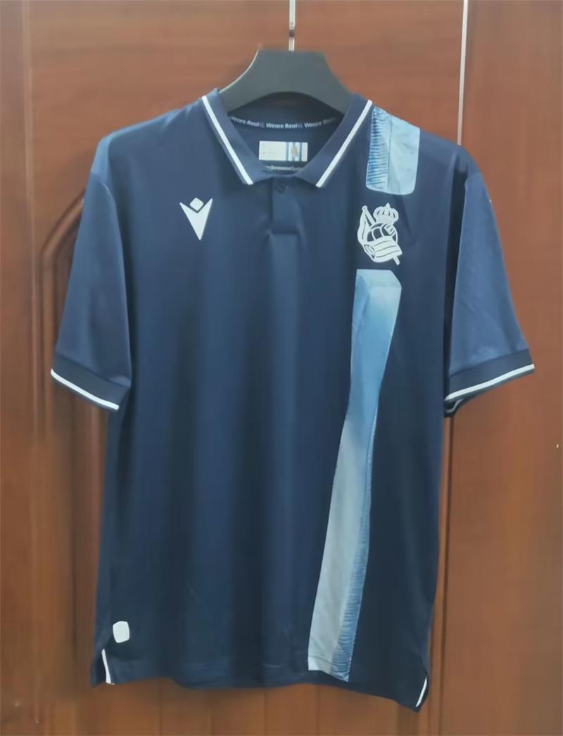 Real Sociedad de Futbol shirt