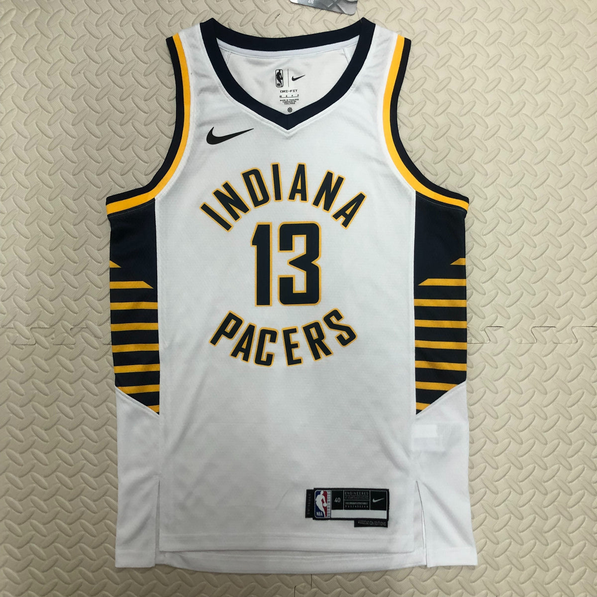 Indiana Pacers association-blanc Paul George - 13