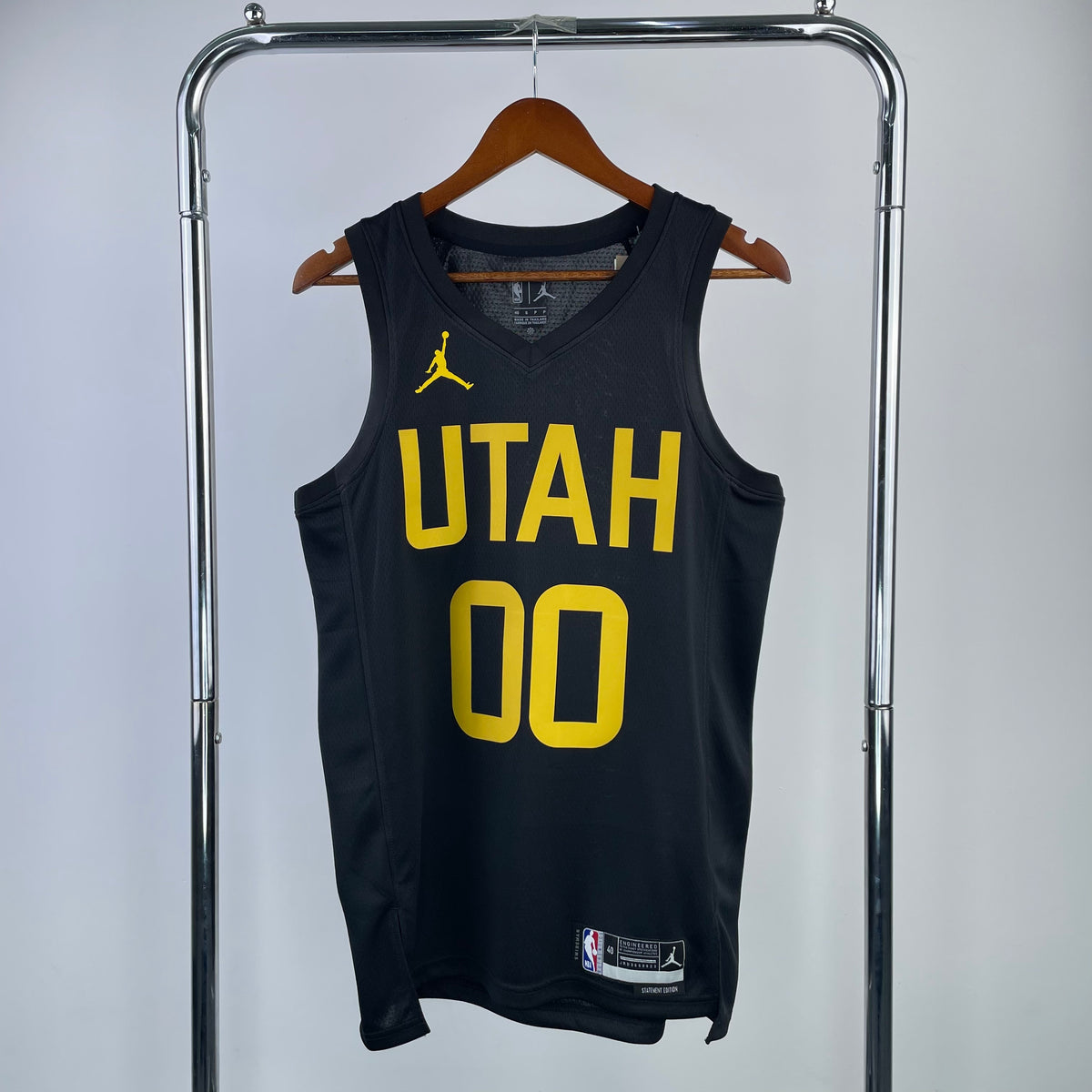 Utah Jazz Statement Edition 2022-23 - Noir - Jordan Clarkson - 00