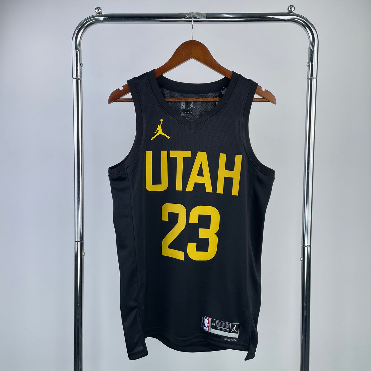 Utah Jazz Statement Edition 2022-23 - Noir - Lauri Markkanen - 23