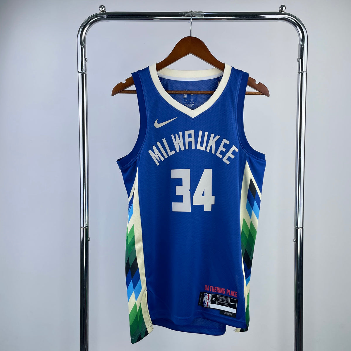 Milwaukee Bucks City Edition 2022-23 Gathering Place - Bleu - Giannis Antetokounmpo - 34