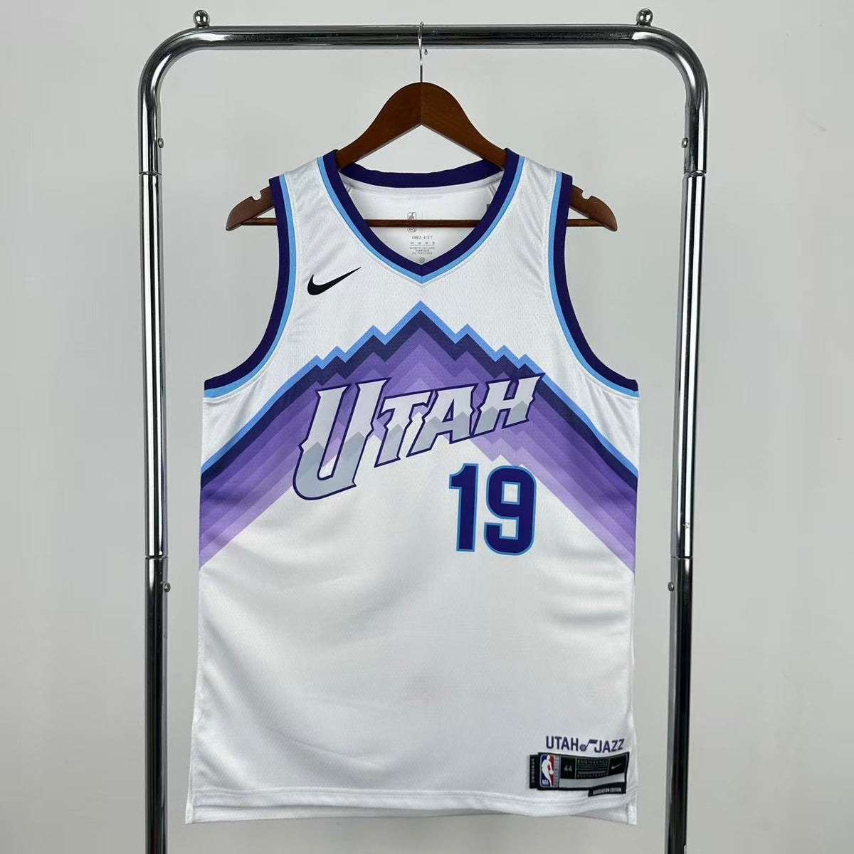 Utah Jazz Association Edition 2025-26 Mountain Basketball - Blanc - Ace Bailey - 19