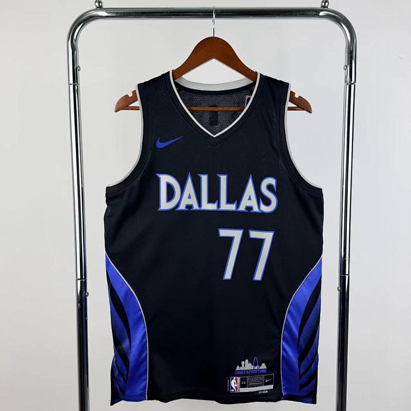 Dallas Mavericks City Edition 2025-26 - Noir - Luka Doncic - 77