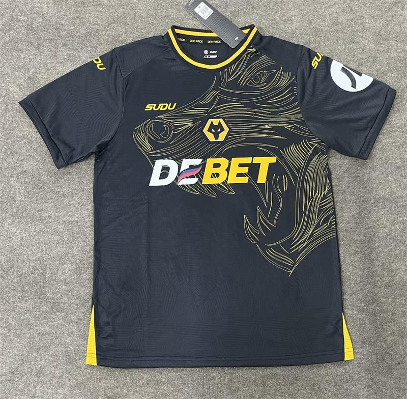 Wolves Wolverhampton Wanderers FC Shirt