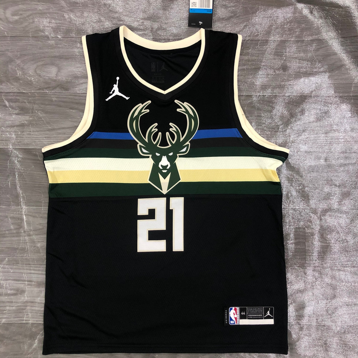 Milwaukee Bucks Statement Edition Deer - Noir - Jrue Holiday - 21