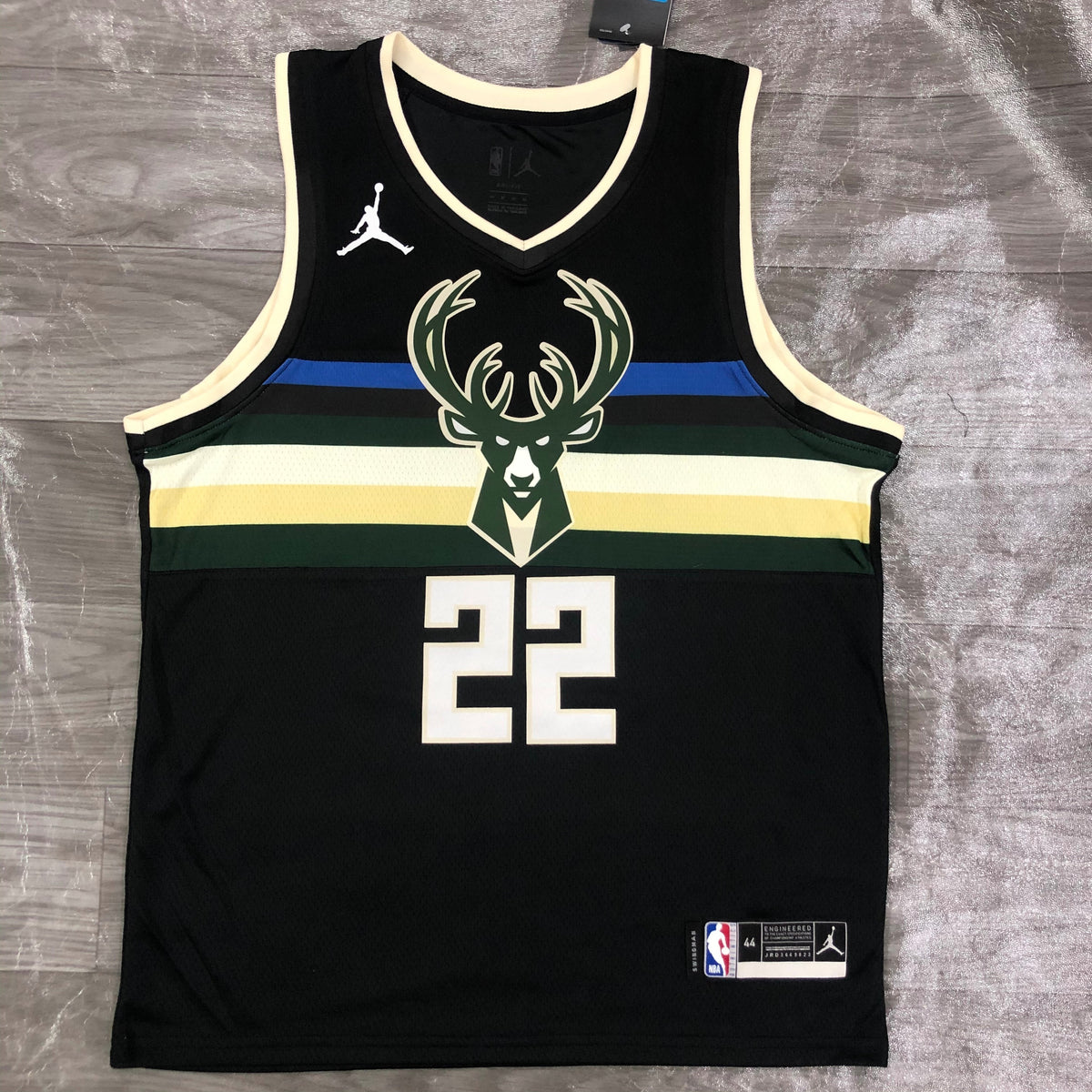 Milwaukee Bucks Statement Edition Deer - Noir - Khris Middleton - 22